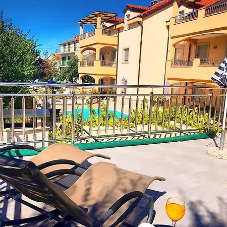 Apartment Ljubica 2 *