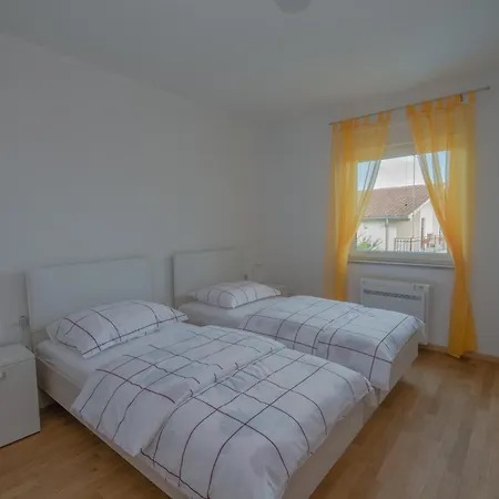 Apartment Ljubica 2