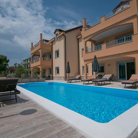 Apartment Ljubica 2