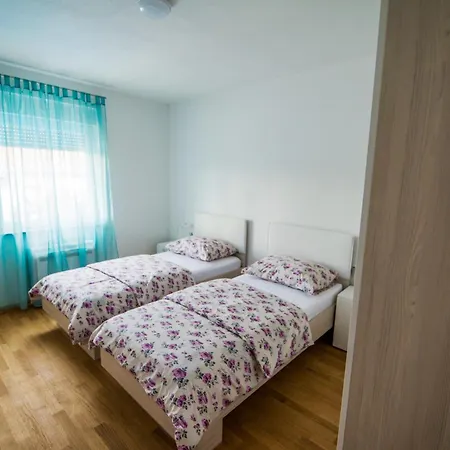 Ljubica 2 Vodice