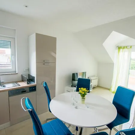 Apartment Ljubica 2 *