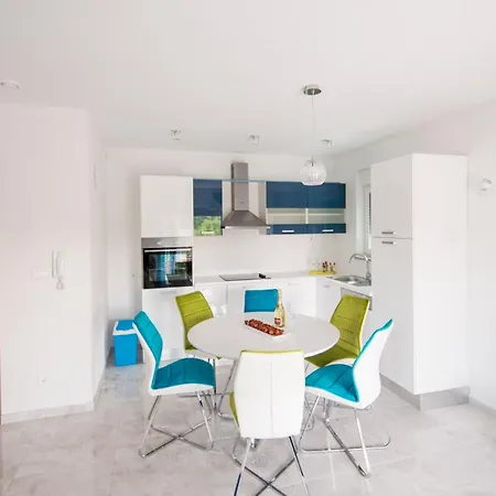 Apartament Ljubica 2 *