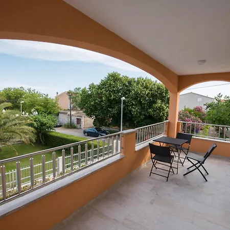 Apartment Ljubica 2