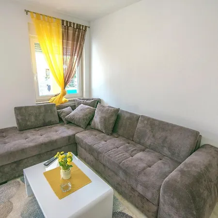 Ljubica 2 Apartment