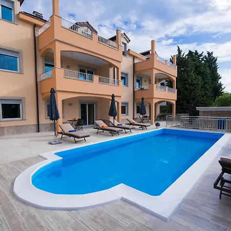 Ljubica 2 Apartment