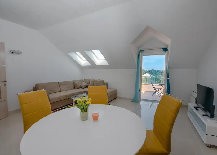 Ljubica 2 Appartement Vodice